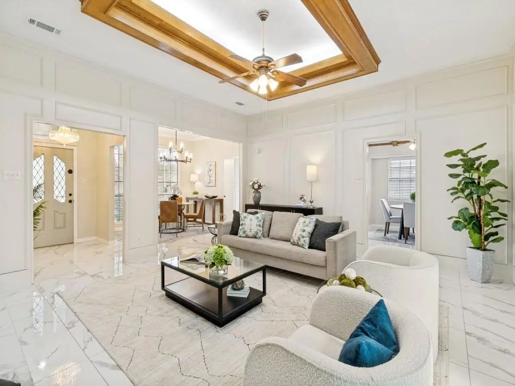 12922 Jasoncrest Trail, Dallas