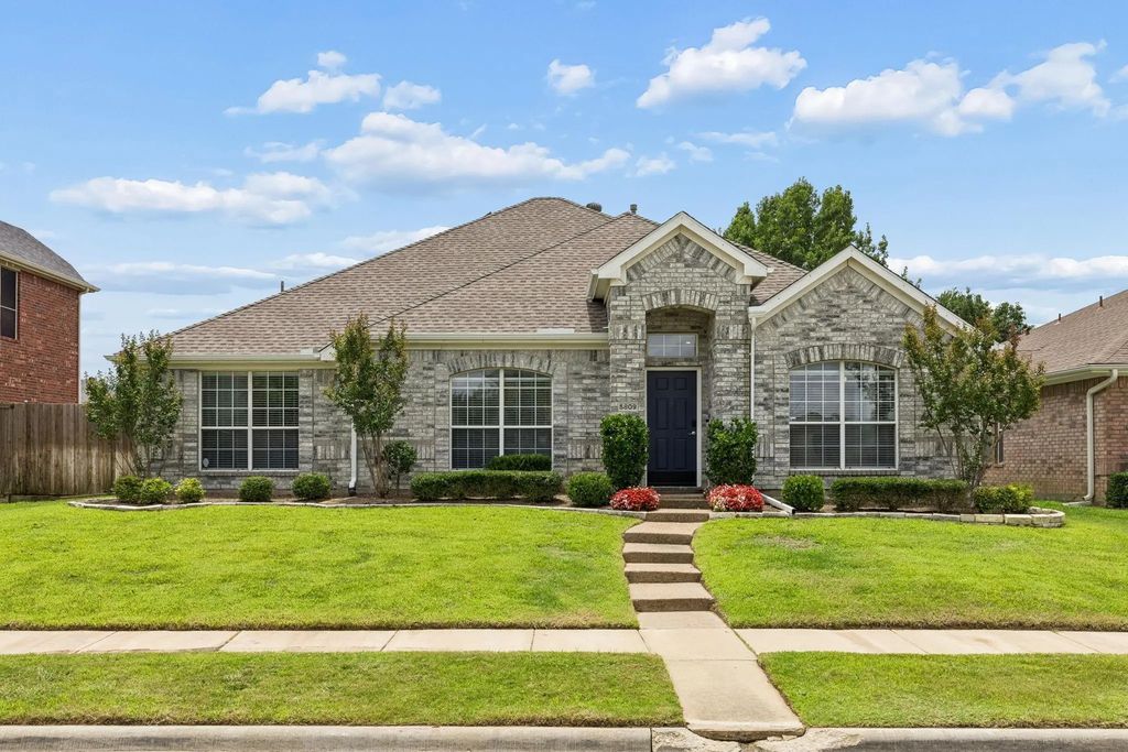 5809 Southmoor Lane, The Colony