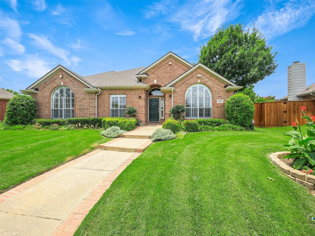 8301 Cardiff Circle, Plano
