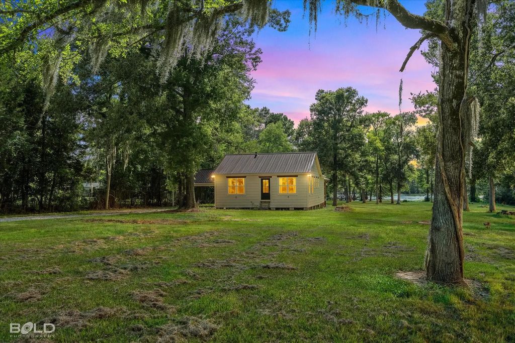 600 Horseshoe Bend Road, Doyline