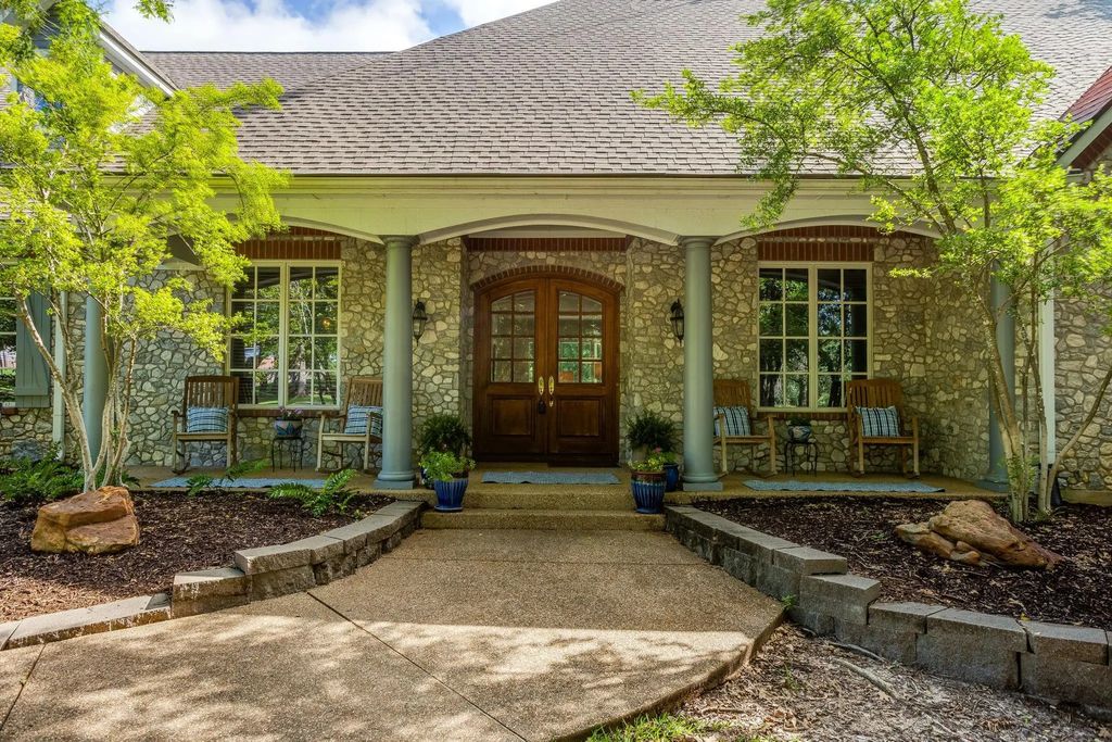 7808 Aledo Oaks Court, Fort Worth