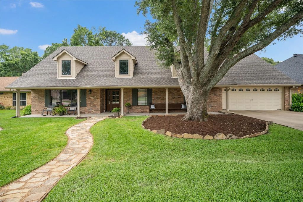 155 Fairway Drive, Bullard