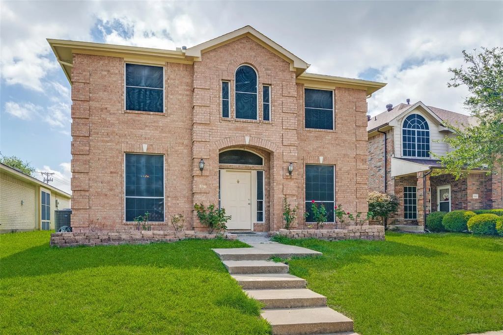 806 Orian Drive, Mesquite