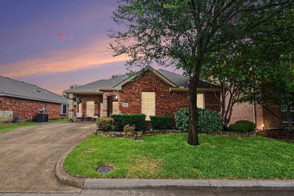3929 La Tierra Linda Trail, McKinney