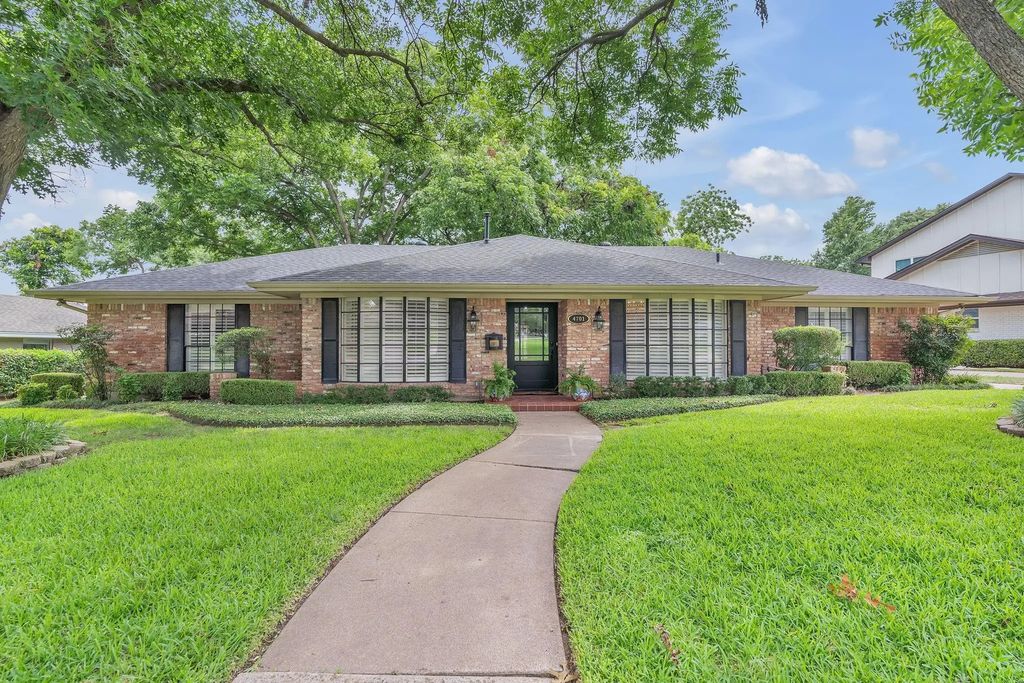 4701 Fieldcrest Drive, Fort Worth