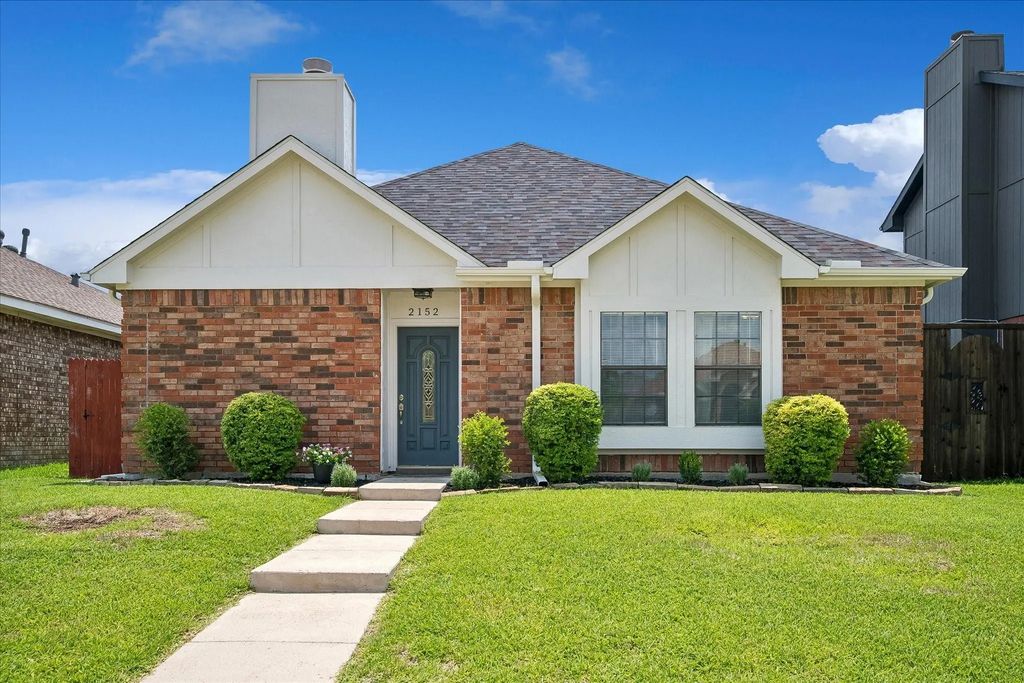 2152 Arbor Creek Drive, Carrollton