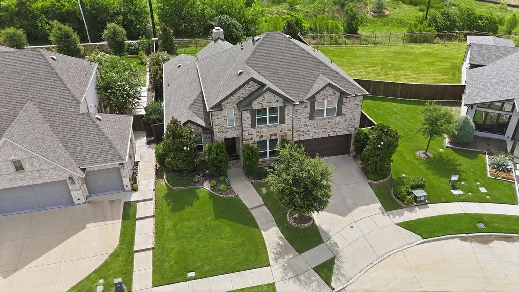 105 Big Sky Circle, Northlake
