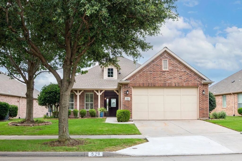 529 Burnswick Isles Way, Frisco