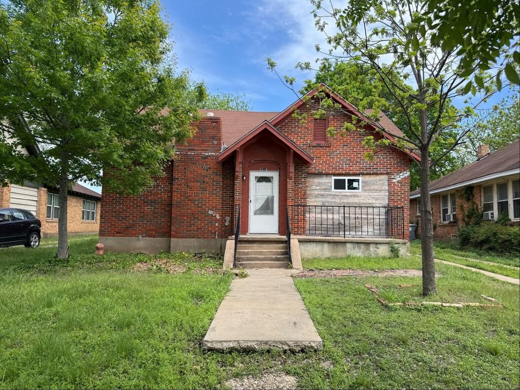 2014 Berwick Avenue, Dallas