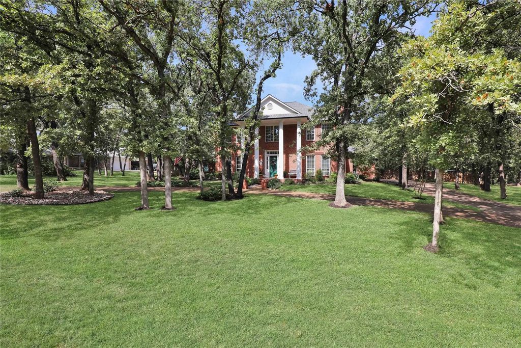 1346 Forest Lane, Southlake