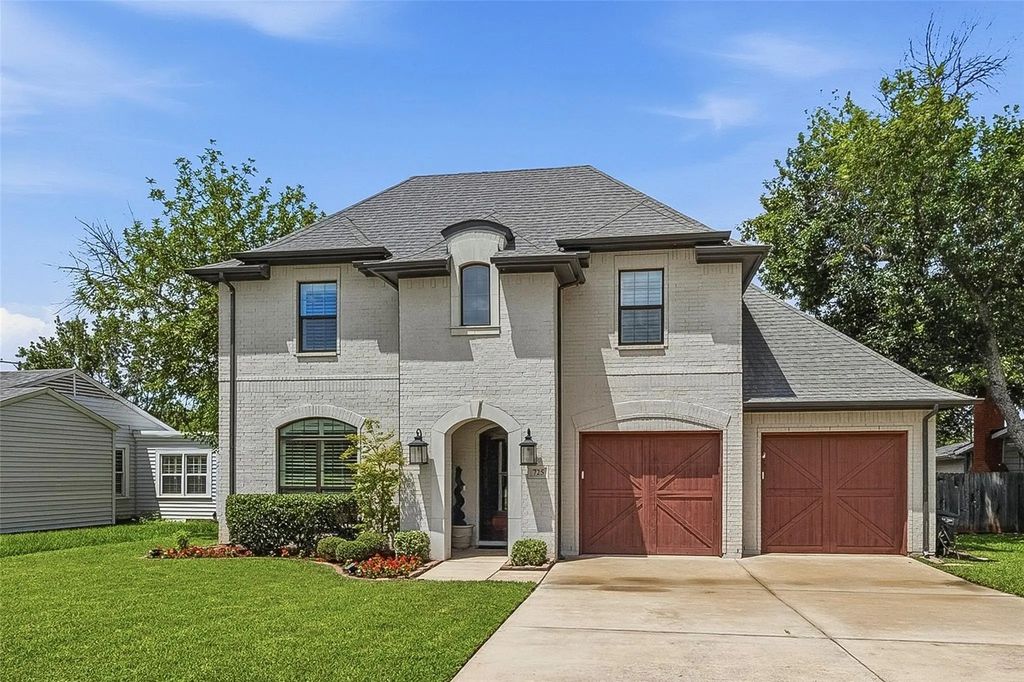 725 Edgefield Road, Fort Worth
