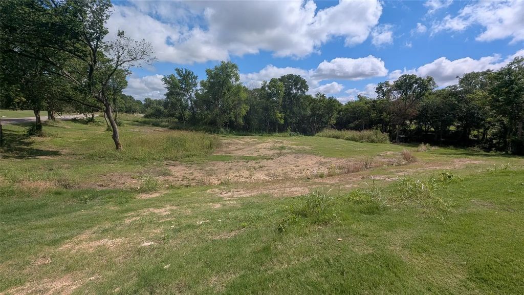 307 Ridgeview Road, Sherman