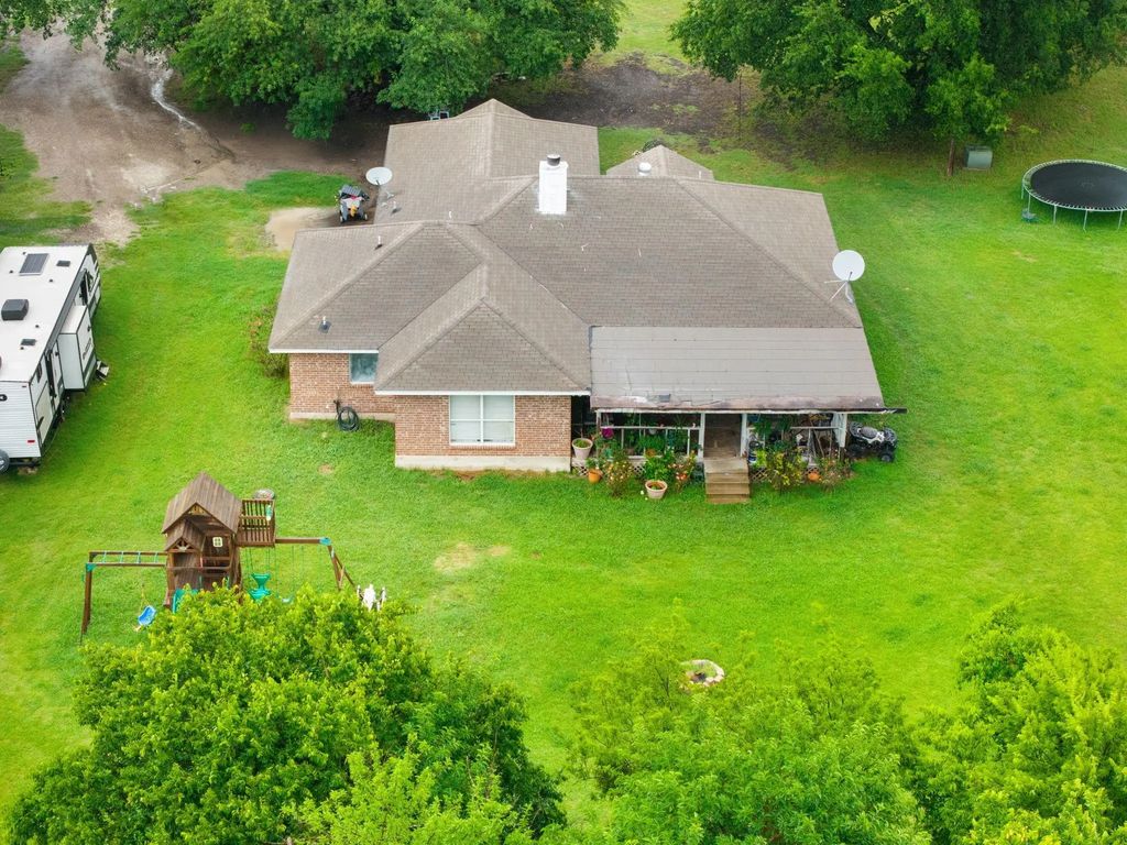14120 County Road 567, Farmersville
