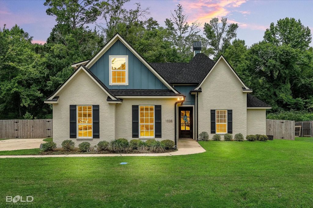 1038 Shady Oaks Drive, Keatchie