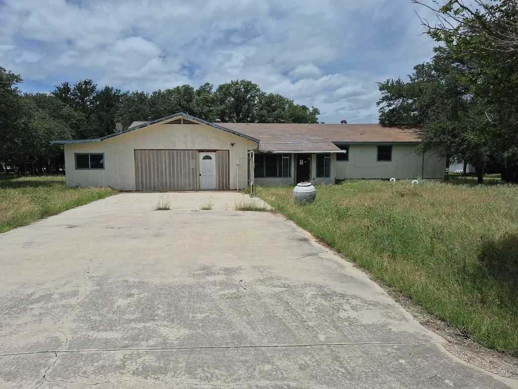 3130 Seabreeze Drive, May