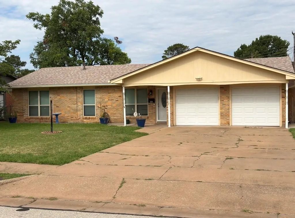4650 Sierra Madre, Wichita Falls