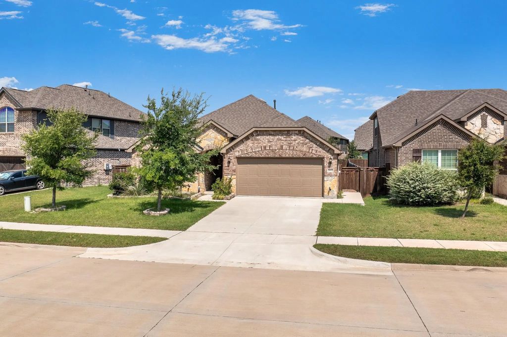 2602 Melrose Drive, Mansfield