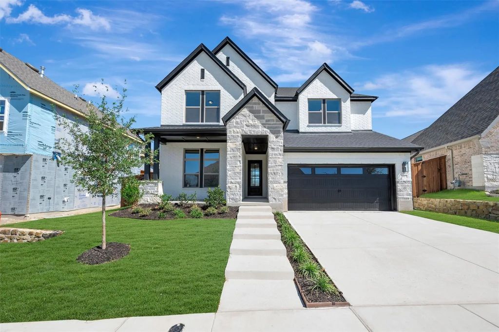 2517 Green Plateau Drive, Fort Worth