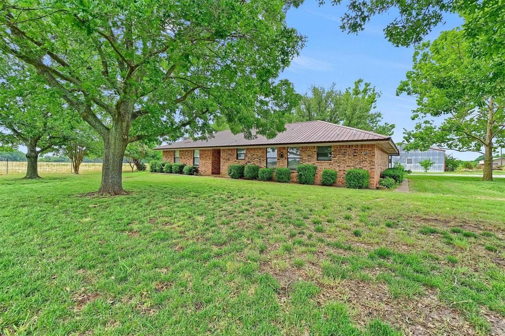 1730 Mackey Road, Gunter