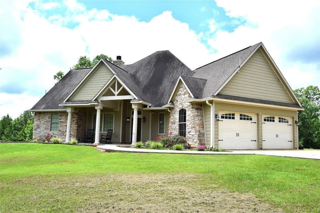 413 Dogwood Trail, Minden