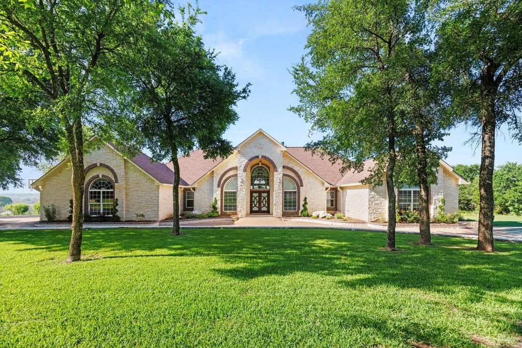 314 Cresthill Circle, Valley Mills