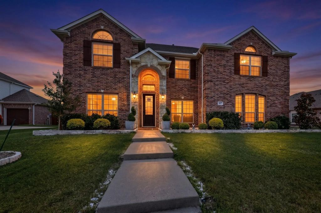 817 Mallard Drive, Forney