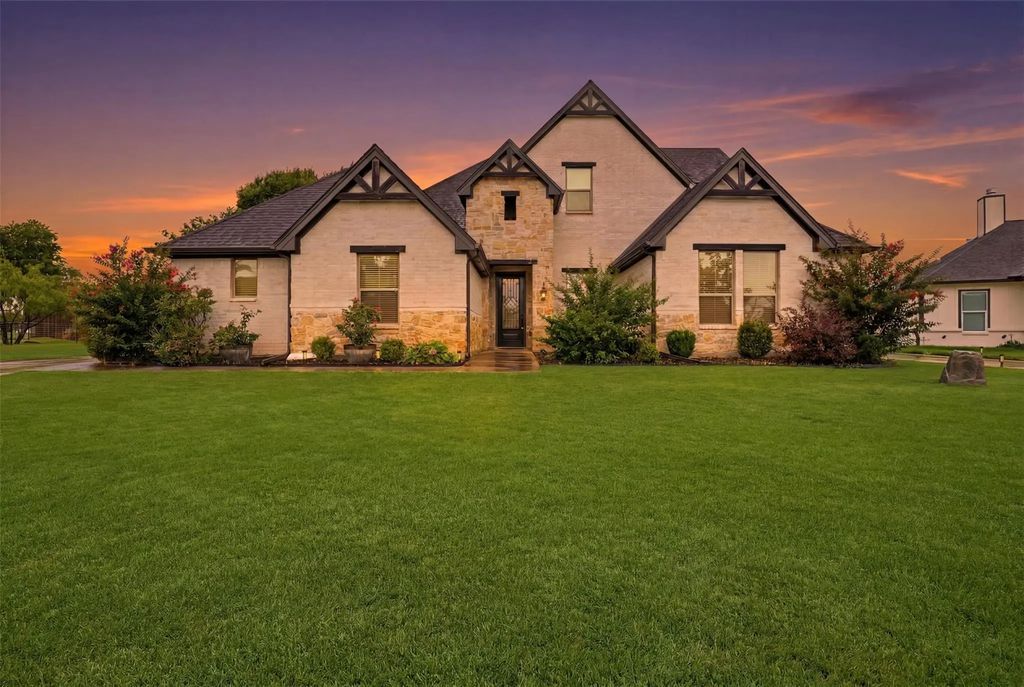 12424 Iris Court, Fort Worth