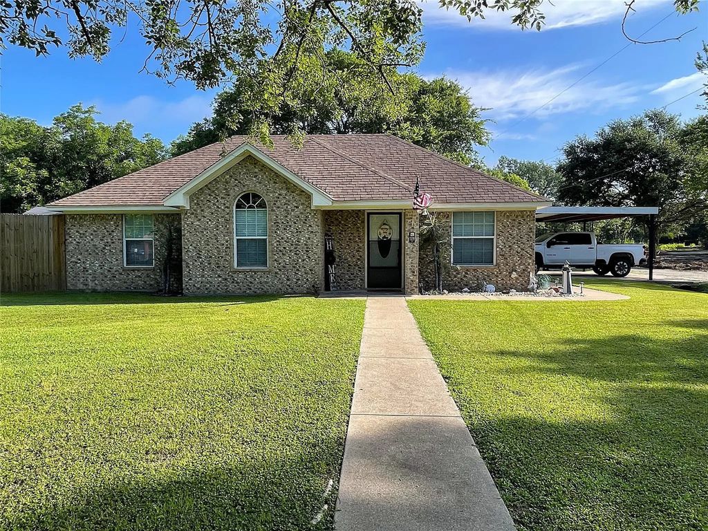 1209 China Street, Teague
