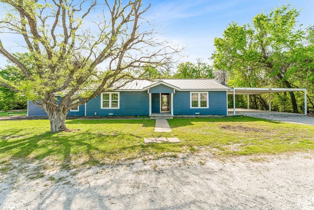 2416 Ivie Lane, Weatherford