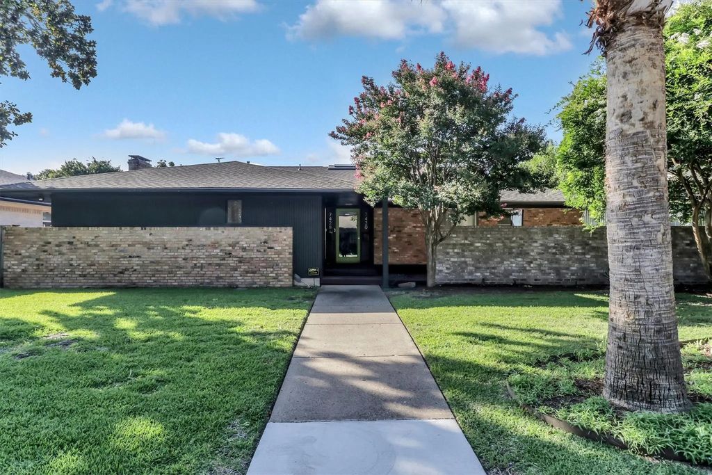 7428 Walling Lane, Dallas