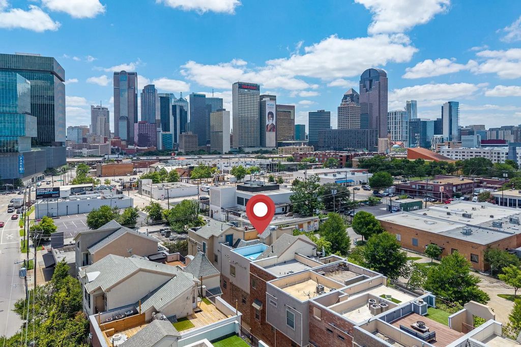 2702 Floyd Street, Dallas