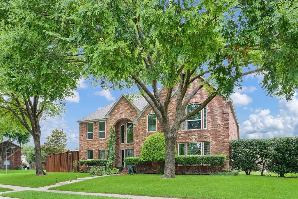 3717 Legendary Lane, Plano