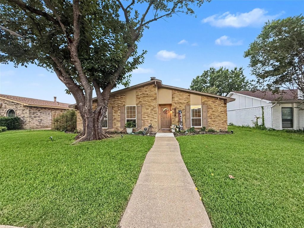 2910 Sweet Gum Street, Garland