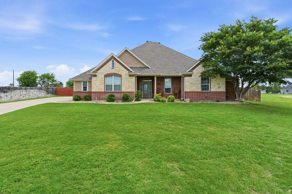 813 Blue Quail Drive, Weatherford