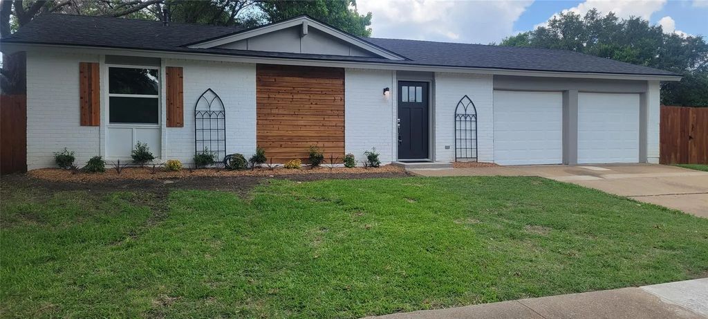 2700 Ozark Drive, Arlington