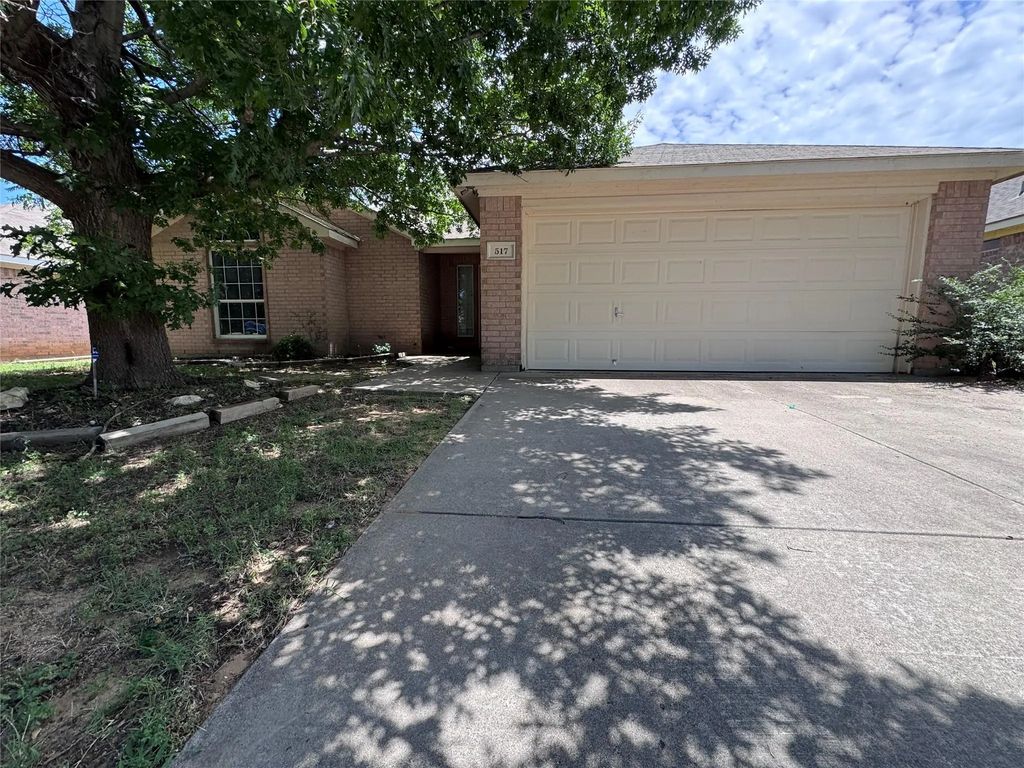 517 Birch Street, Crowley