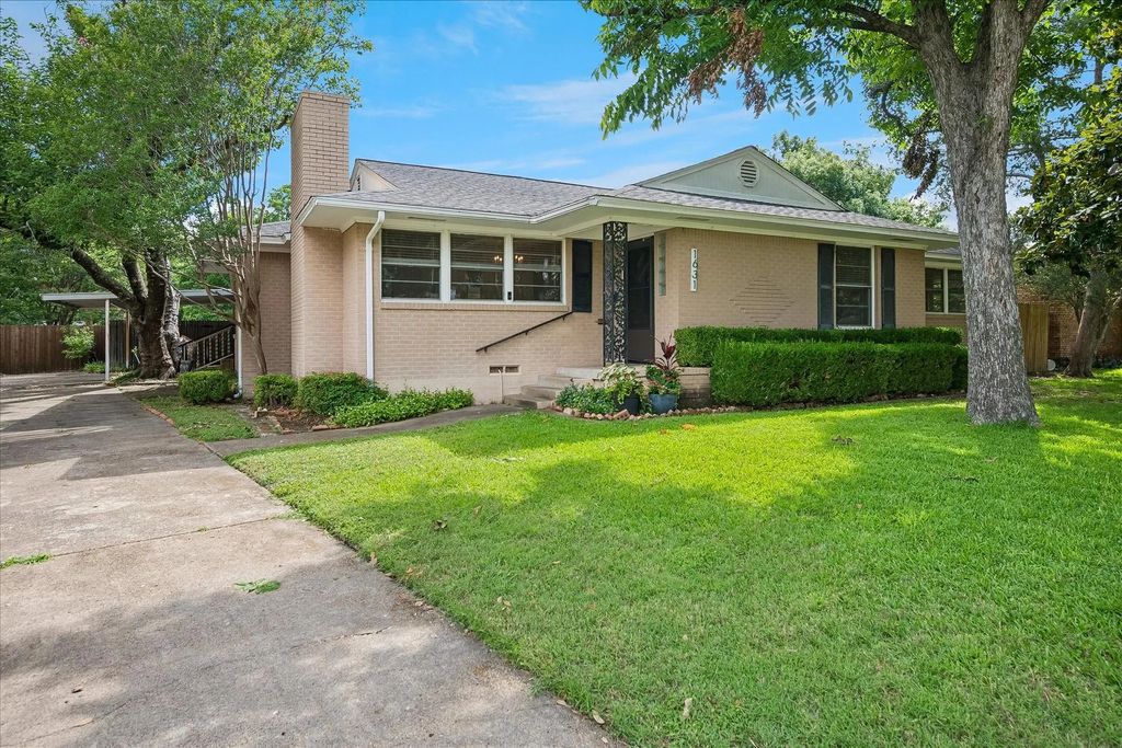 1631 Macmanus Drive, Dallas