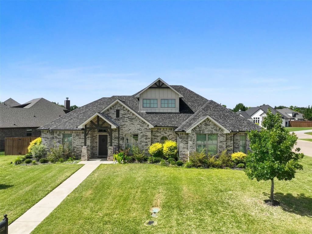 1520 Bent Creek Drive, Cleburne