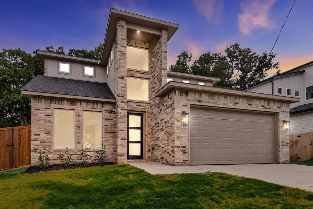 173 W Shore, Lewisville
