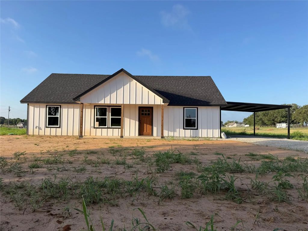 2980 Knob Road, Springtown