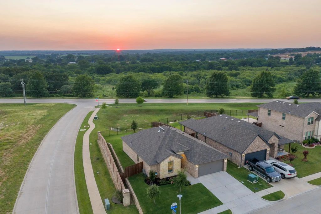 752 Ruellia Street, Weatherford
