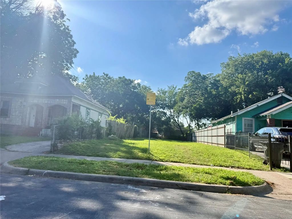 5229 Garland Avenue, Dallas