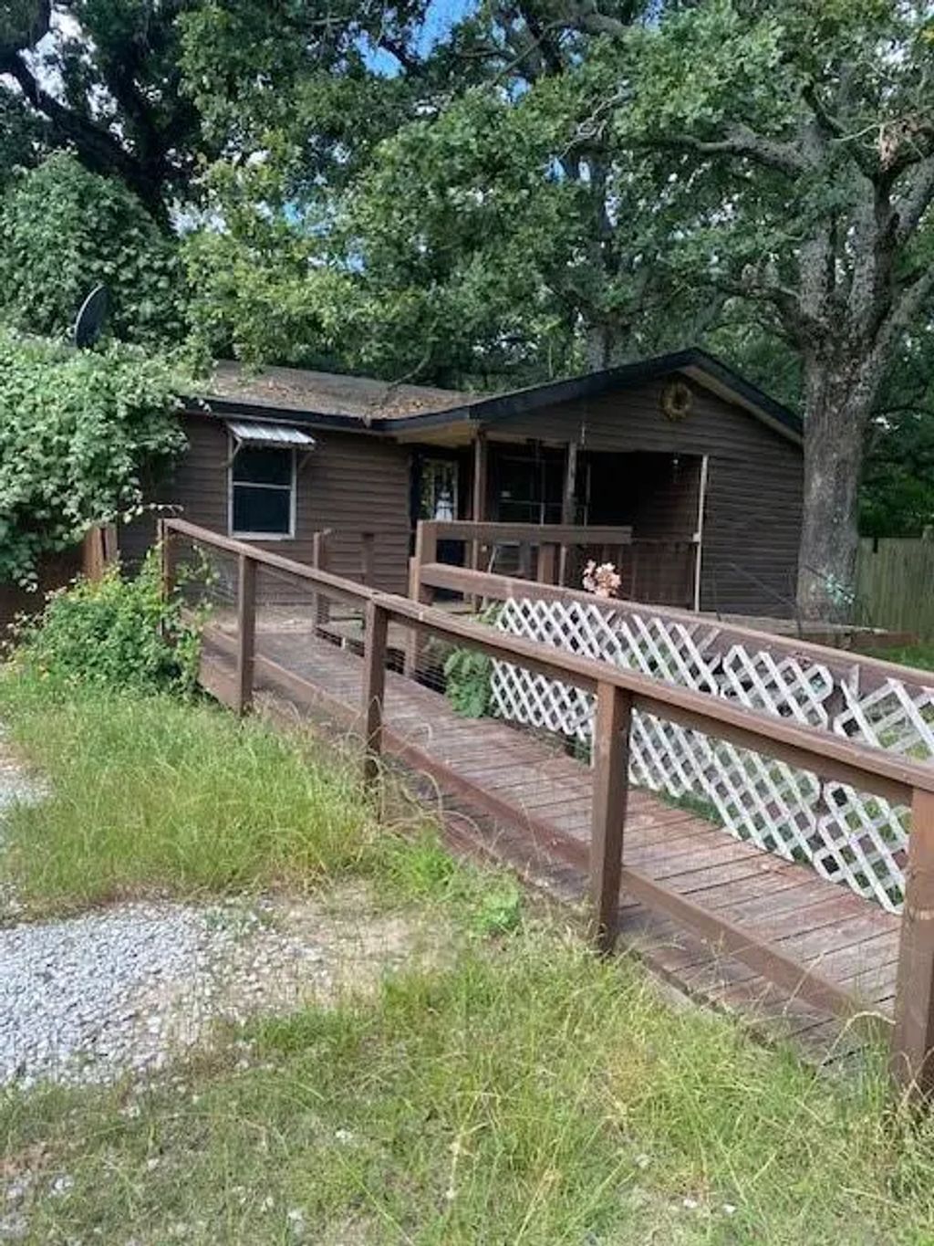 140 Garrett Lane, Gun Barrel City