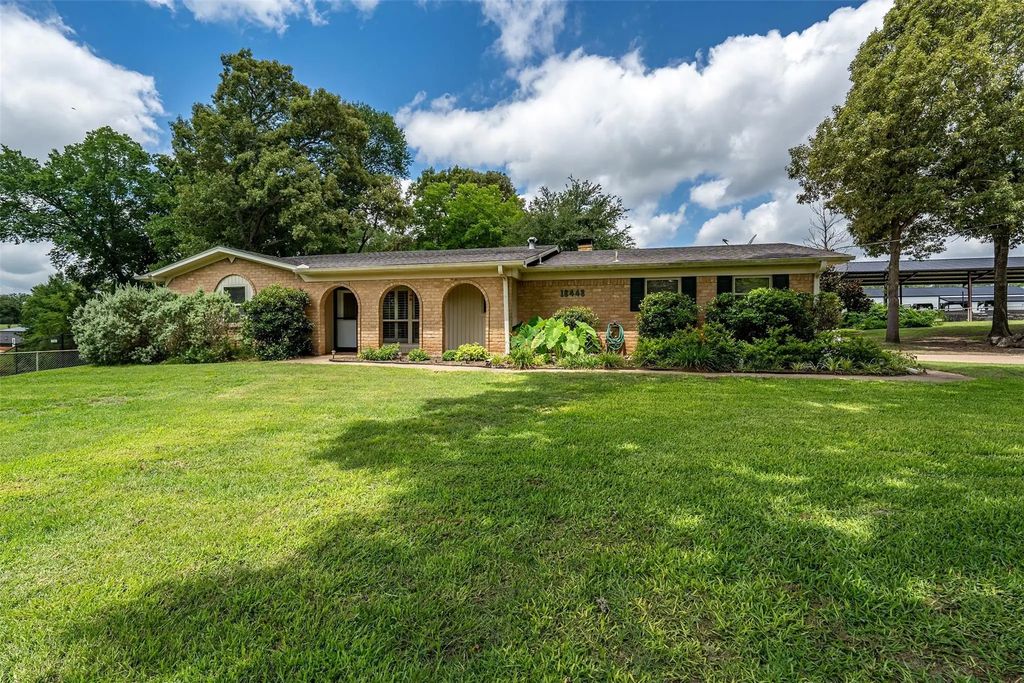 18448 County Road 138, Flint