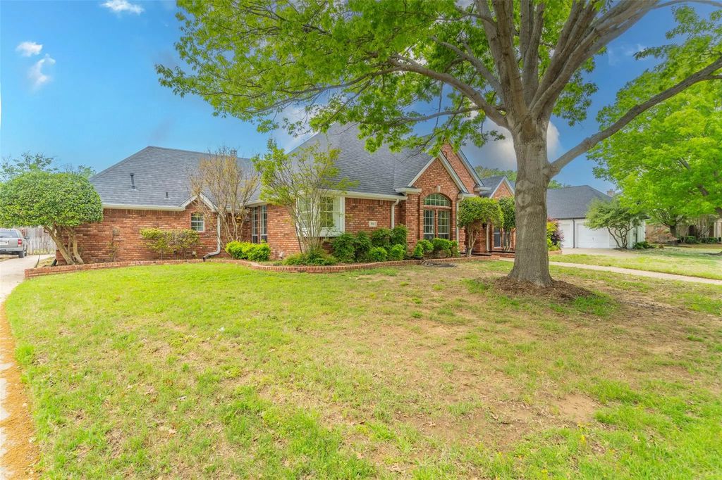 1114 Countryhill Drive, Keller