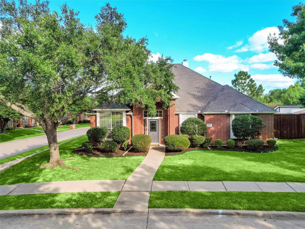 1601 Shadywood Lane, Flower Mound