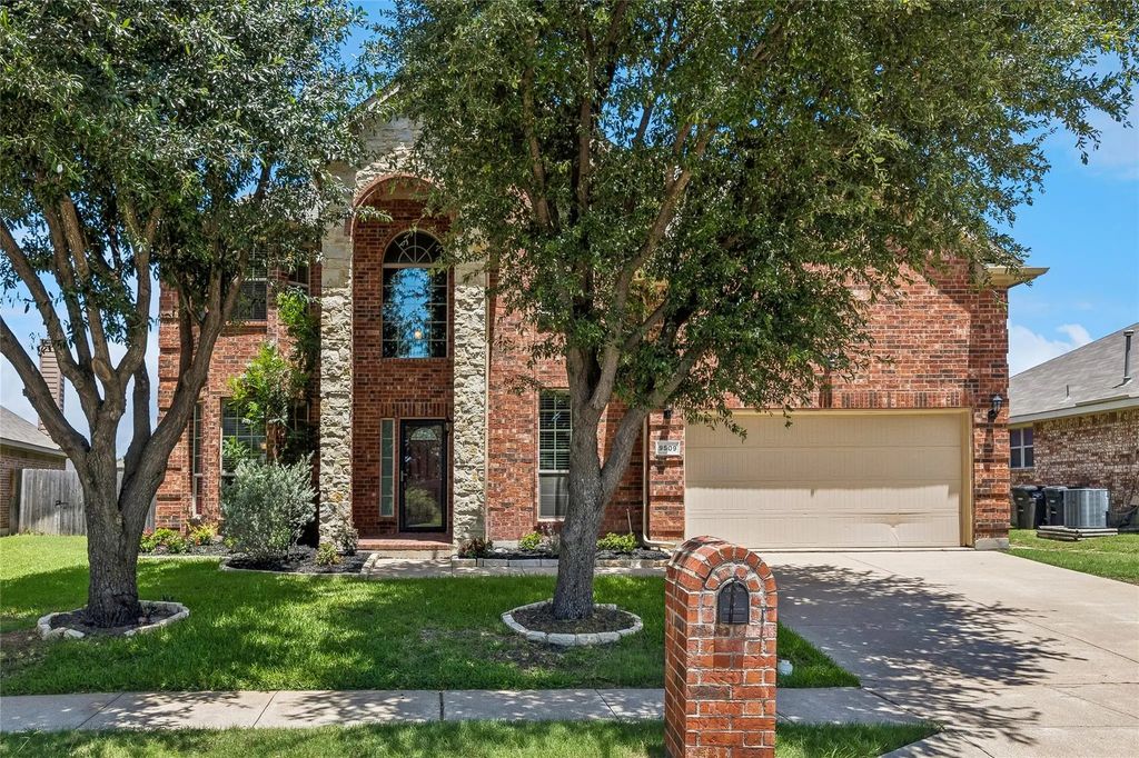 9509 Drovers View Trail, Fort Worth