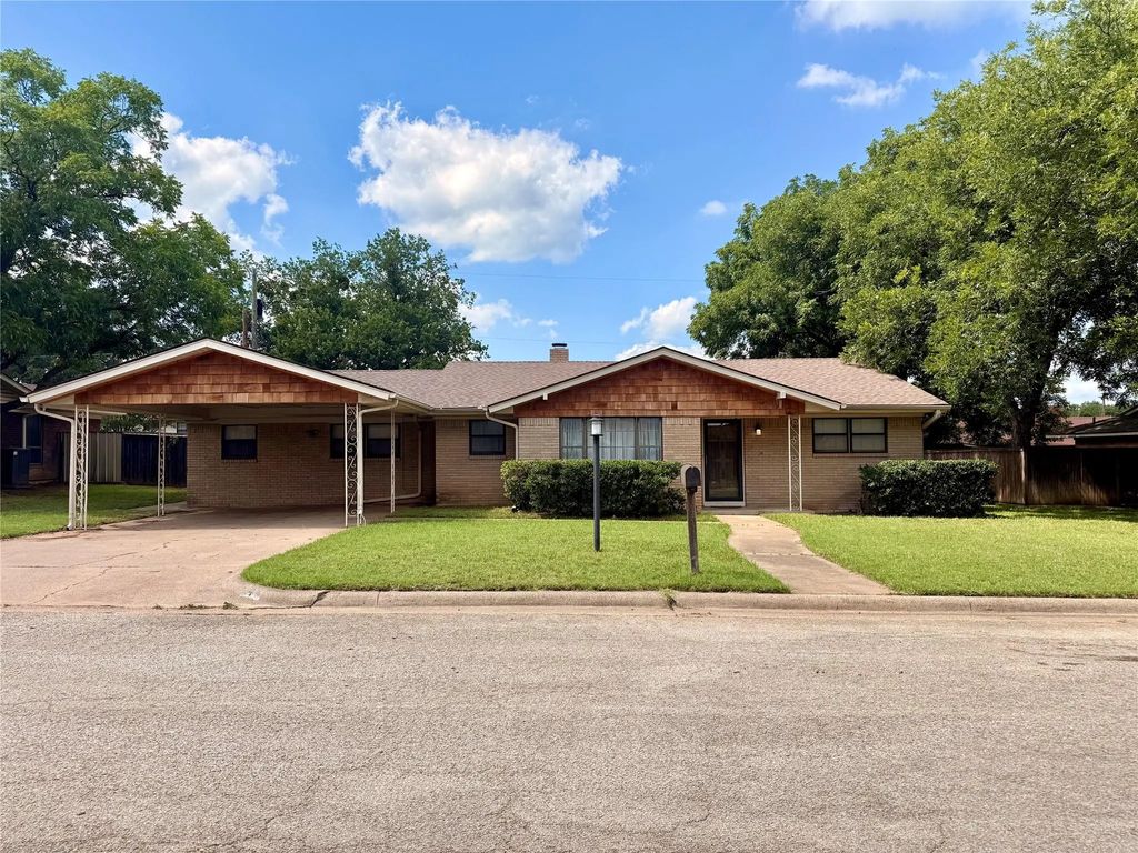 4 Nw Ann Road Nw, Mineral Wells