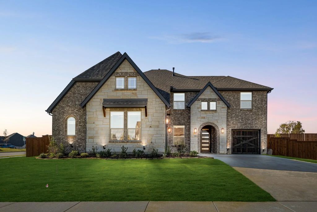2301 Christopher Road, Mansfield