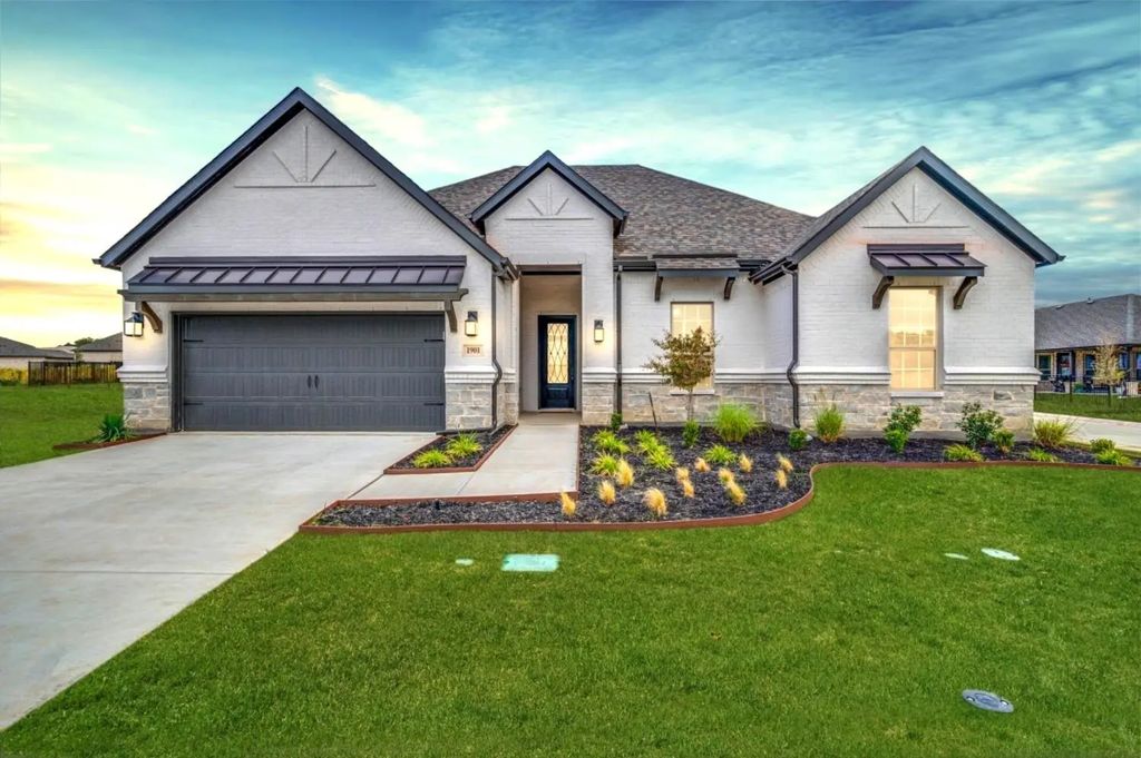 1901 Cascada Way, Little Elm